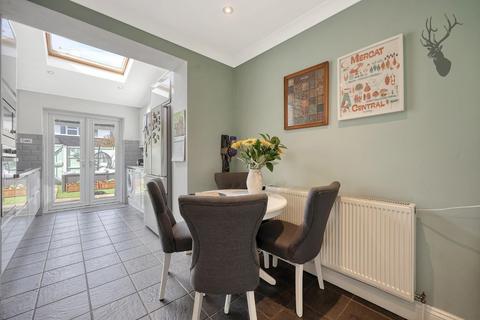 2 bedroom terraced house for sale, York Road, North Weald