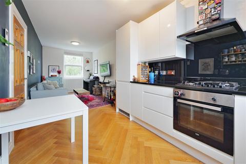 2 bedroom flat for sale, Fleet Road, Hampstead NW3