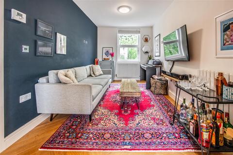 2 bedroom flat for sale, Fleet Road, Hampstead NW3