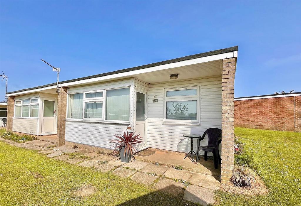 Sundowner, Newport Road, Hemsby 2 bed chalet for sale £32,950