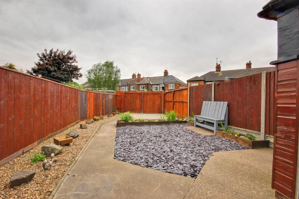 Garden and secure parking