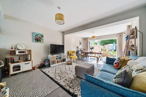 150 Bracondale Road, London, SE2 9EF