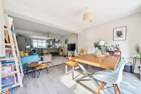 150 Bracondale Road, London, SE2 9EF