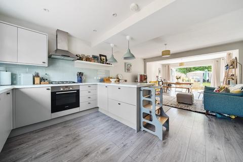 150 Bracondale Road, London, SE2 9EF