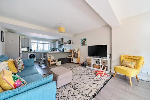 150 Bracondale Road, London, SE2 9EF