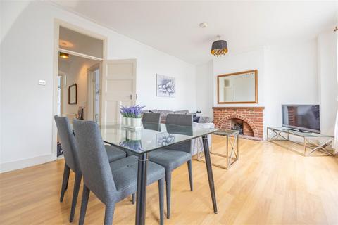 2 bedroom apartment for sale, Finchley Road, Westcliff-On-Sea