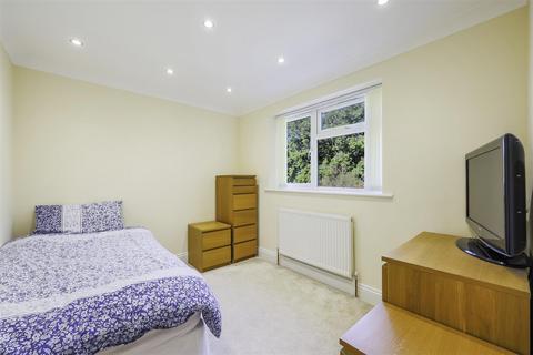 55 Woodmansterne Street, Banstead, SM7 3NF