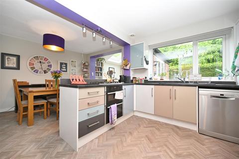 4 bedroom detached house for sale, Billing View, Rawdon, Leeds