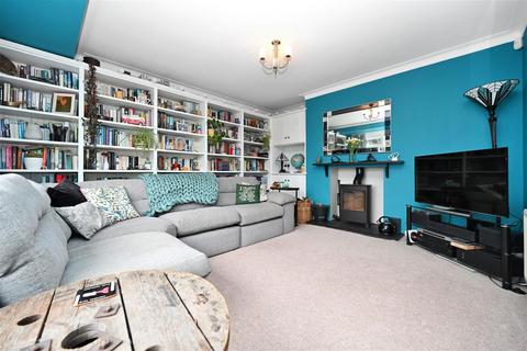 7 Billing View, Rawdon, Leeds, LS19 6PR