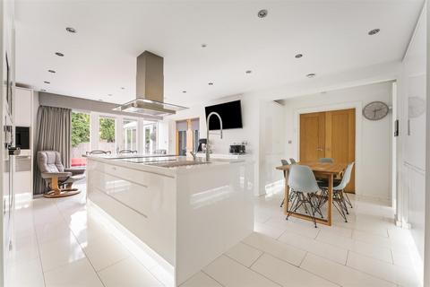 5 bedroom detached house for sale, Warwick Road, Solihull