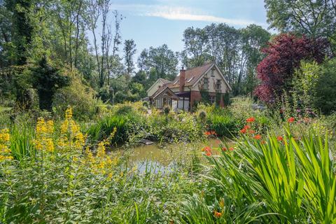 3 bedroom detached house for sale, Massington Lodge, Eastnor, Ledbury, Herefordshire, HR8 1EG