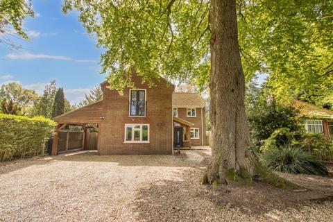 5 bedroom detached house for sale, Brow of The Hill, Leziate