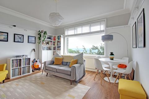 3 Braeside, Halifax, HX2 0AQ