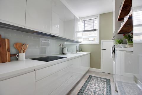3 Braeside, Halifax, HX2 0AQ