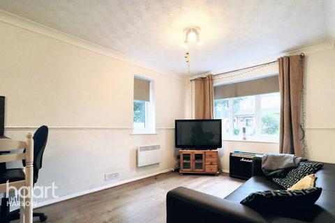 1 bedroom flat for sale, Hazel Gardens, Sawbridgeworth