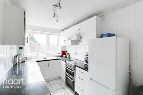 2 bedroom apartment for sale, Grovebury Court, London