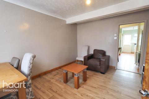 2 bedroom terraced house for sale, Cricklade Road, Swindon