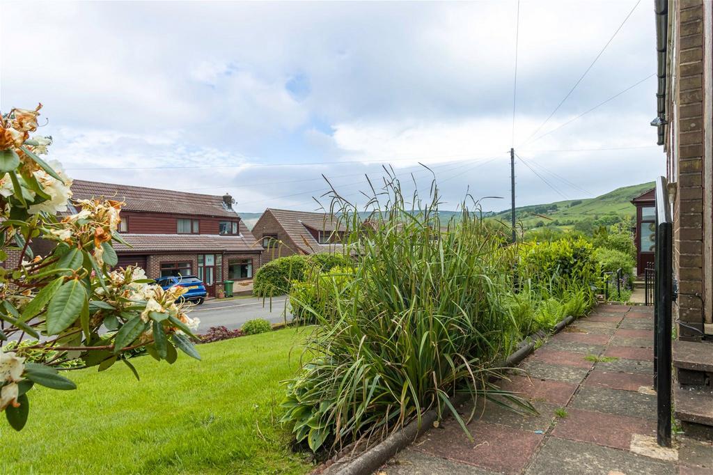 Palin Wood Road, Delph, Saddleworth 4 bed detached house for sale £