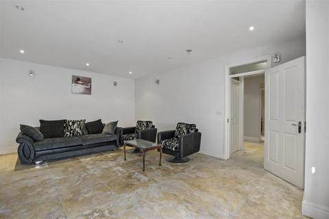 11 bedroom detached house for sale, Dollis Avenue, Finchley, London, N3