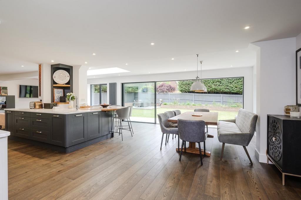 Breakfast Room
