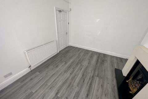3 bedroom house to rent, Brookdale Road, L15 3JF,