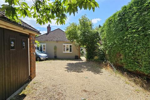 4 bedroom detached house for sale, Fairview Road, Hampshire GU35