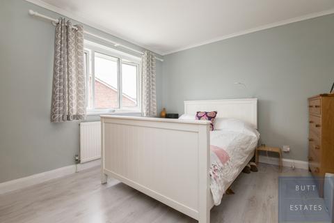 7 Grecian Way, Exeter, EX2 5PF