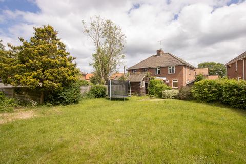 3 bedroom semi-detached house for sale, Watermill Close, Gresham