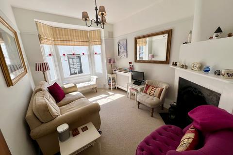 2 bedroom terraced house for sale, Middle Street, Deal, Kent, CT14