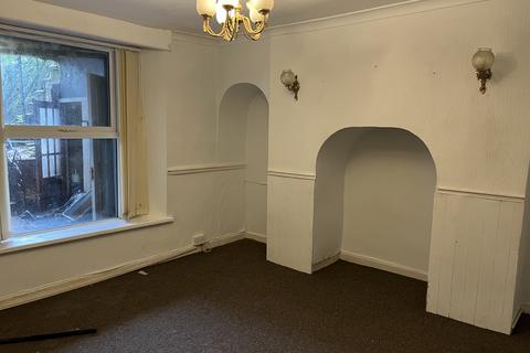 1 bedroom flat to rent, 2 Clytha Square, , Newport