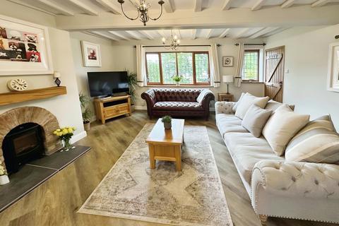 4 bedroom cottage for sale, Horsepool, Burbage