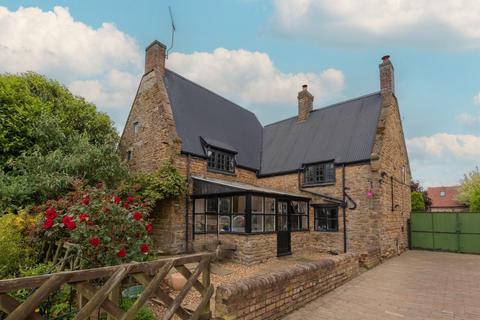 5 bedroom detached house for sale, Stonepit Farm, 20 Ashby Road, Welton, Daventry, Northamptonshire NN11 2JS