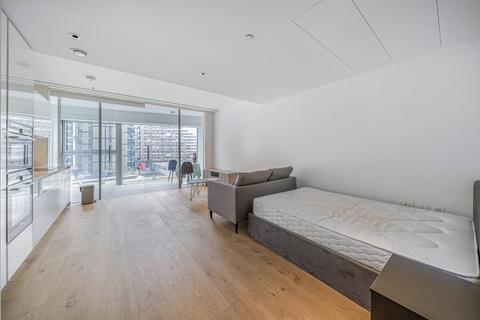 Studio to rent, Electric Boulevard Nine Elms SW11