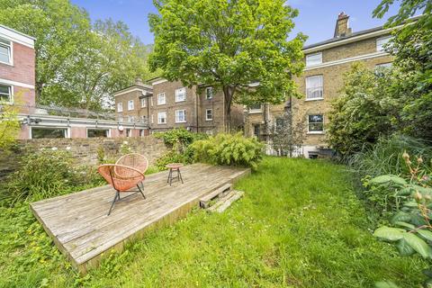 1 bedroom flat for sale, Lewisham Way, Brockley