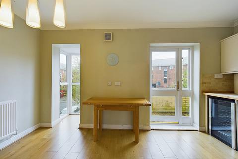3 bedroom townhouse for sale, Waters Edge, Chester, CH1