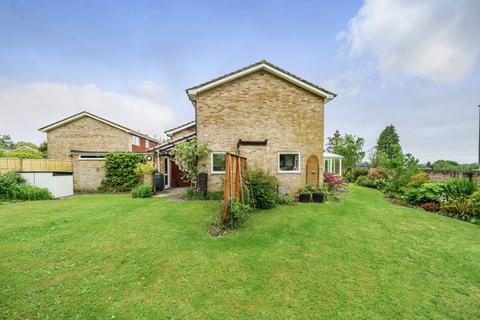 4 bedroom detached house for sale, Iris Close, Basingstoke, Hampshire