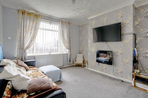 14 Berwick Hills Avenue, Middlesbrough, TS3 9BX