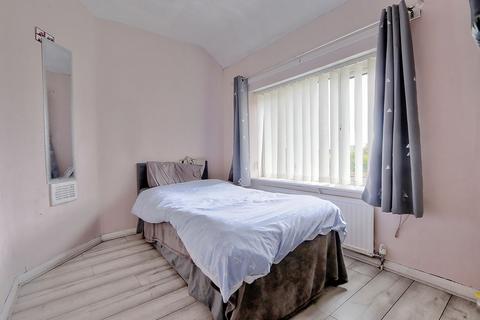 14 Berwick Hills Avenue, Middlesbrough, TS3 9BX