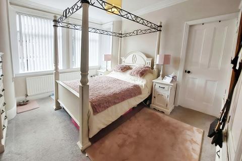 92 Earls Road, Nuneaton, CV11 5HP