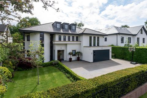 5 bedroom detached house to rent, Eyebrook Road, Bowdon, Altrincham