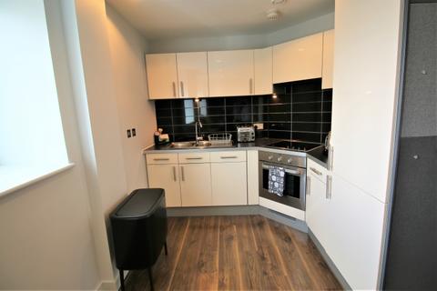 2 bedroom apartment for sale, The Heart, Blue, Mediacityuk, Salford Quays M50