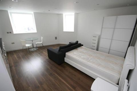 Studio to rent, The Heart, Salford M50