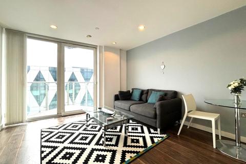 1 bedroom apartment to rent, Media City UK, Salford Quays M50