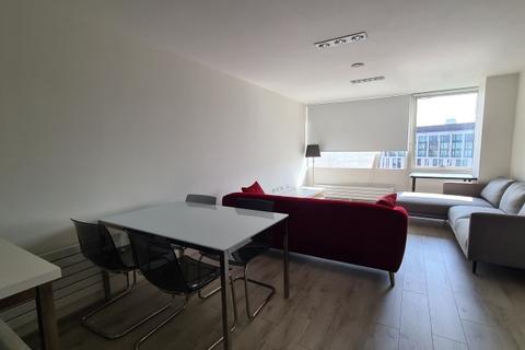 2 bedroom apartment to rent, Strand Street, Liverpool L1