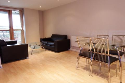 2 bedroom apartment to rent, Bowman Lane, Leeds LS10