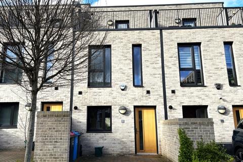 3 bedroom townhouse for sale, St Philips Square, Manchester M3