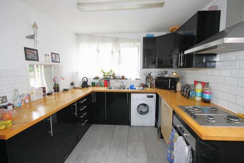 2 bedroom flat for sale, 26 Southend Road, Beckenham, BR3
