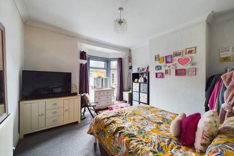 2 bedroom terraced house for sale, Shirley Avenue, Perth Street West, HU5
