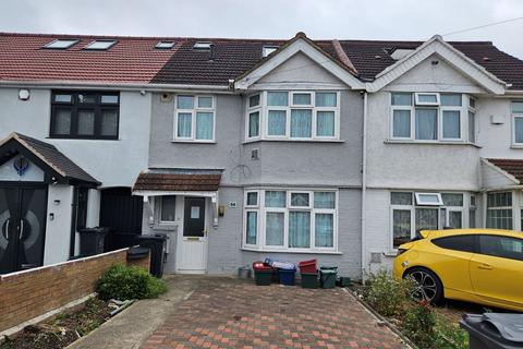 5 bedroom terraced house for sale, Chaucer Avenue, Hounslow TW4