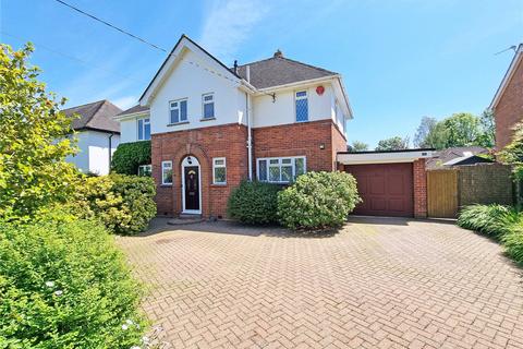 4 bedroom detached house for sale, Avenue Road, New Milton, Hampshire, BH25